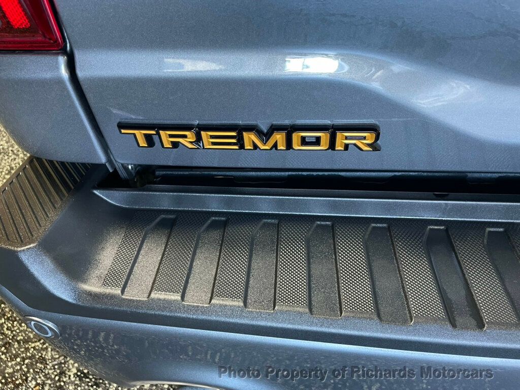 2025 Ford F-150 Tremor 4WD SuperCrew 5.5' Box - Carbonized Gray Metallic exterior view 8
