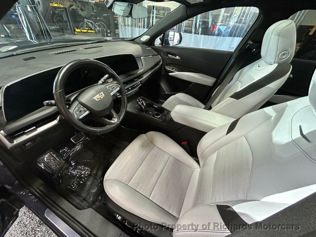 2024 Cadillac XT4 AWD 4dr Sport - Midnight Sky Metallic exterior view 14