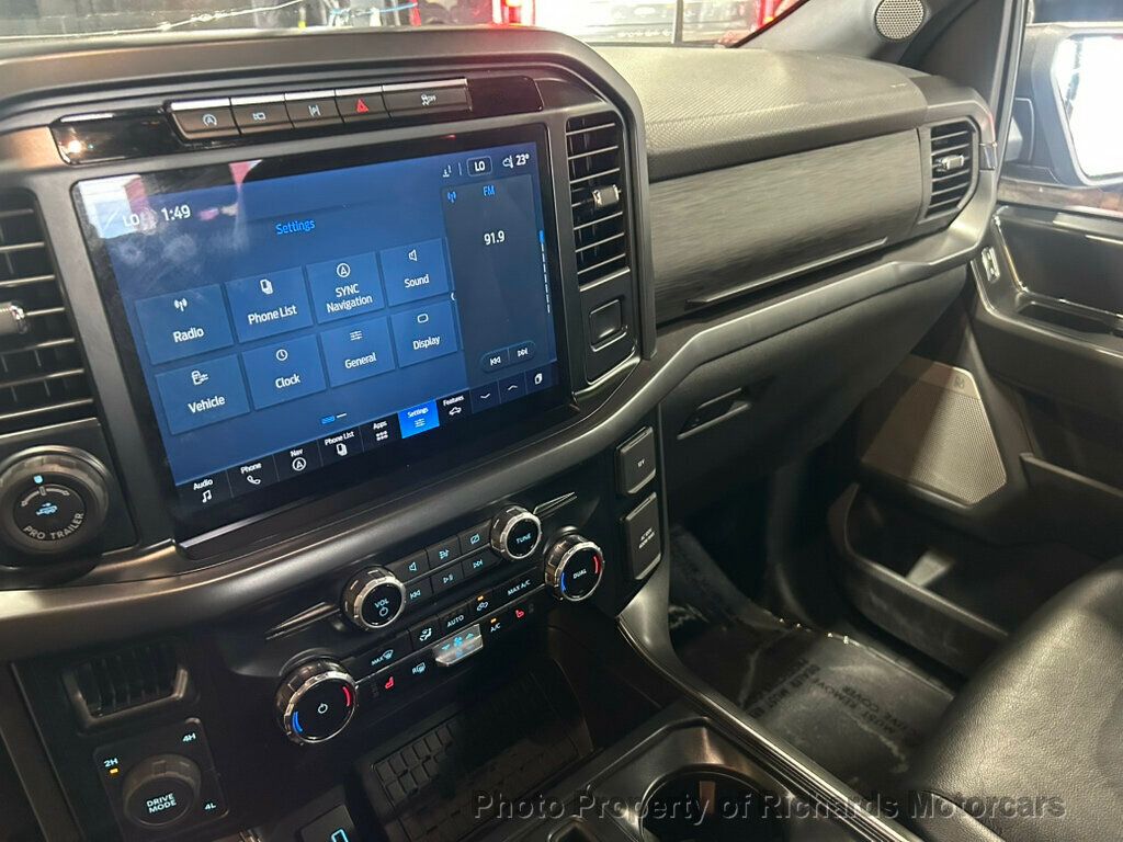 2024 Ford F-150 XLT 4WD SuperCrew 5.5' Box - Carbonized Gray Metallic exterior view 13
