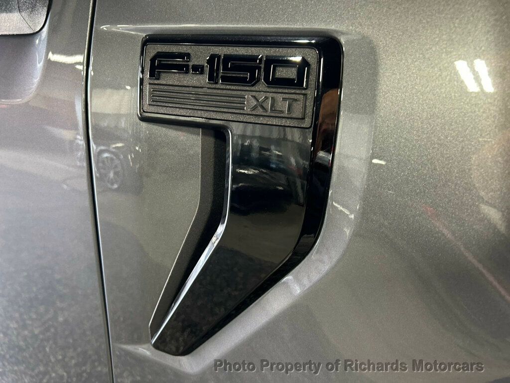2024 Ford F-150 XLT 4WD SuperCrew 5.5' Box - Carbonized Gray Metallic exterior view 8