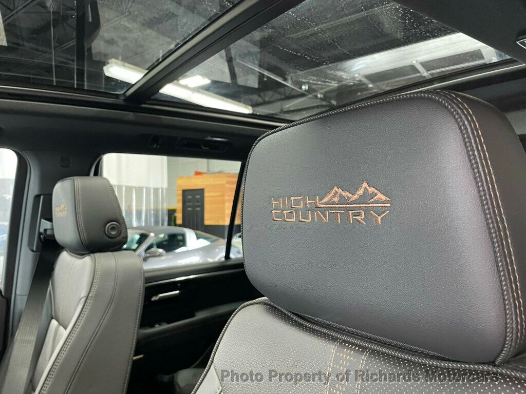 2026 Chevrolet Tahoe 4WD 4dr High Country - Polar White Tricoat exterior view 10