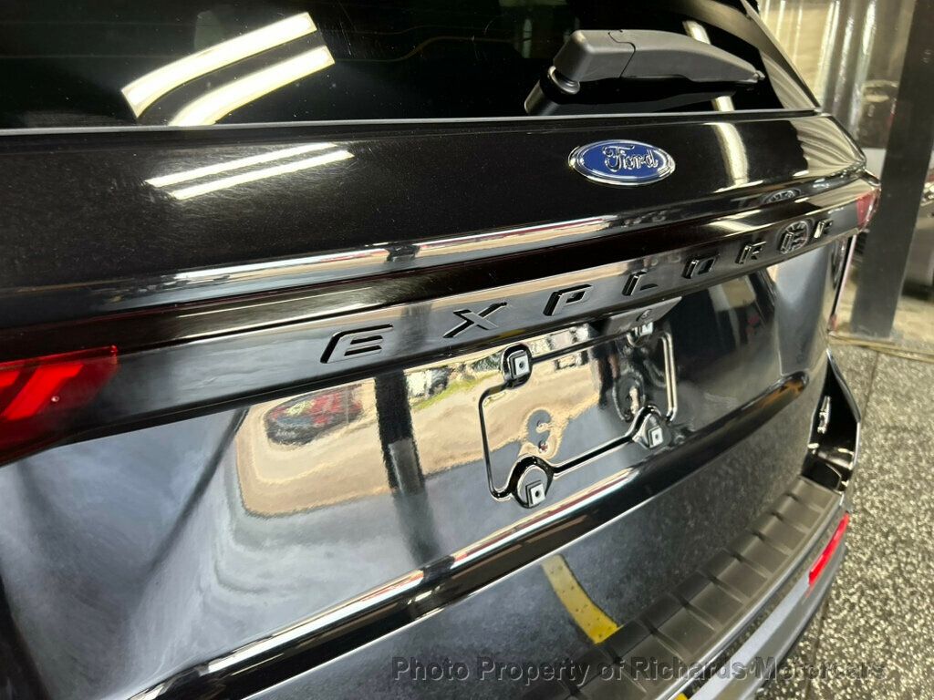 2025 Ford Explorer ST 4WD - Agate Black Metallic exterior view 12