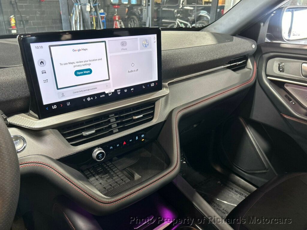 2025 Ford Explorer ST 4WD - Agate Black Metallic exterior view 15