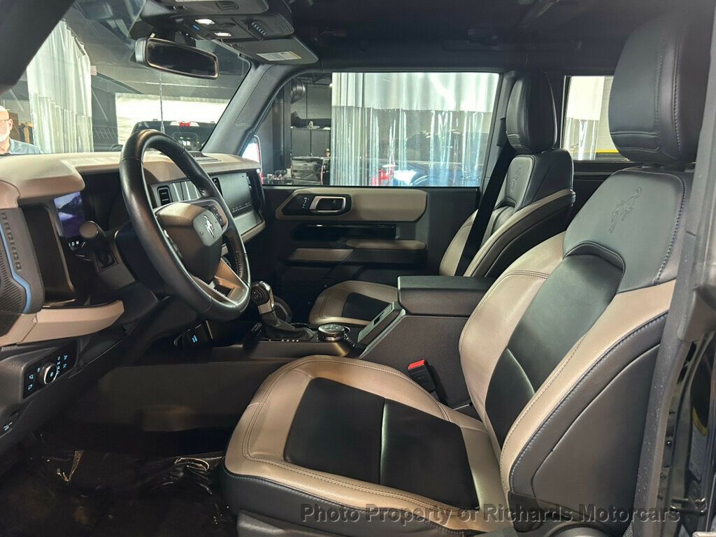 2023 Ford Bronco - Shadow Black exterior view 11