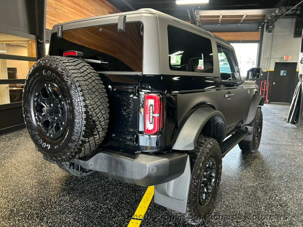 2023 Ford Bronco - Shadow Black exterior view 3
