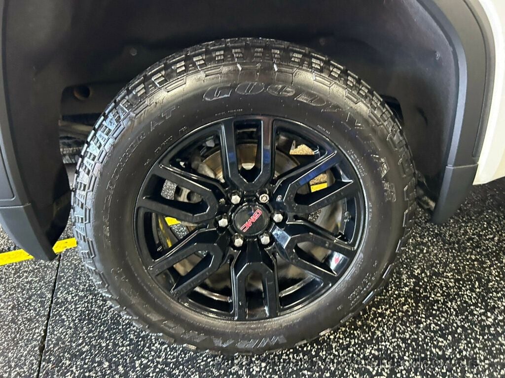 2021 GMC Sierra 1500 - Summit White exterior view 11