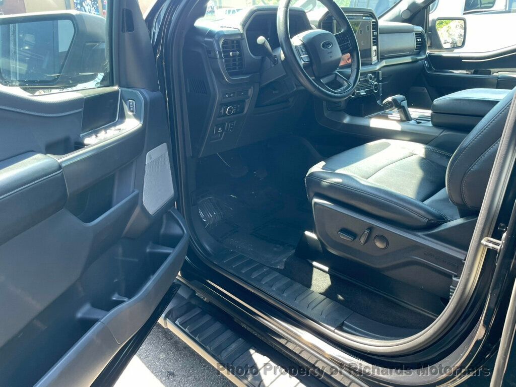 2024 Ford F-150 XLT 4WD SuperCrew 5.5' Box - Agate Black Metallic exterior view 9