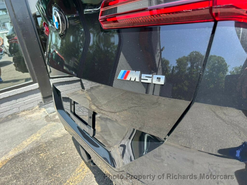2025 BMW X3 M50 xDrive Sports Activity Vehicle - Black Sapphire Metallic exterior view 10