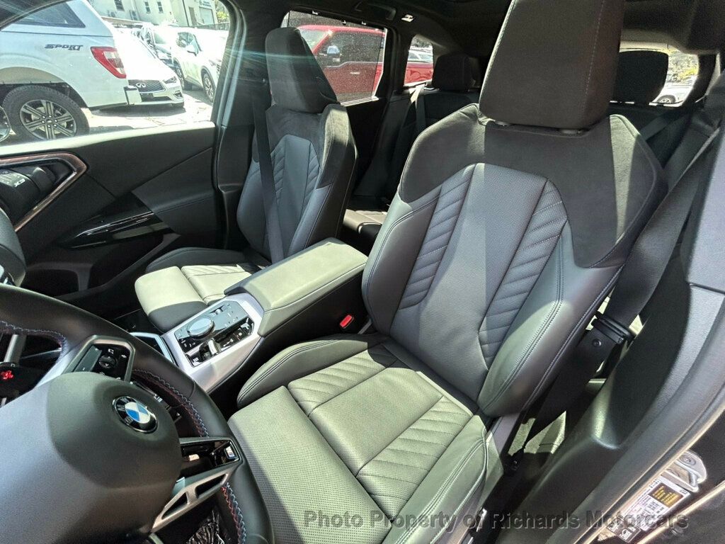2025 BMW X3 M50 xDrive Sports Activity Vehicle - Black Sapphire Metallic exterior view 14