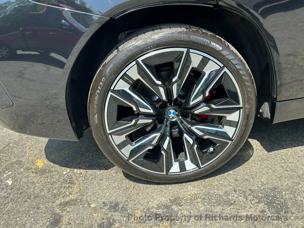 2025 BMW X3 M50 xDrive Sports Activity Vehicle - Black Sapphire Metallic exterior view 9