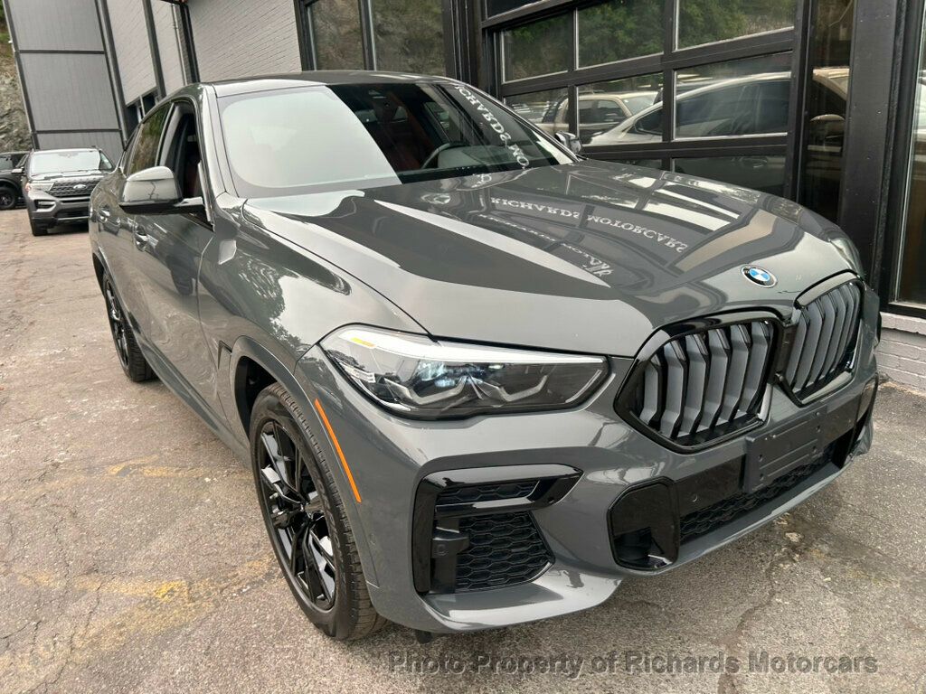 2022 BMW X6 xDrive40i Sports Activity - Dravit Grey Metallic exterior view 7