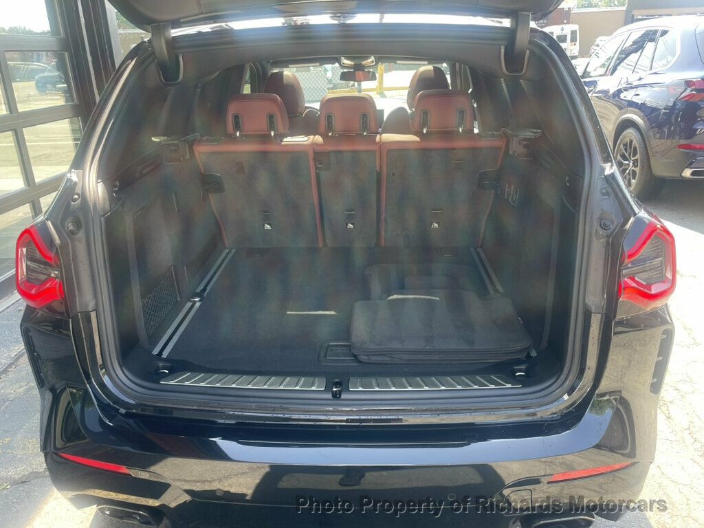 2022 BMW X3 M40i Sports Activity Vehicle - Black Sapphire Metallic exterior view 18