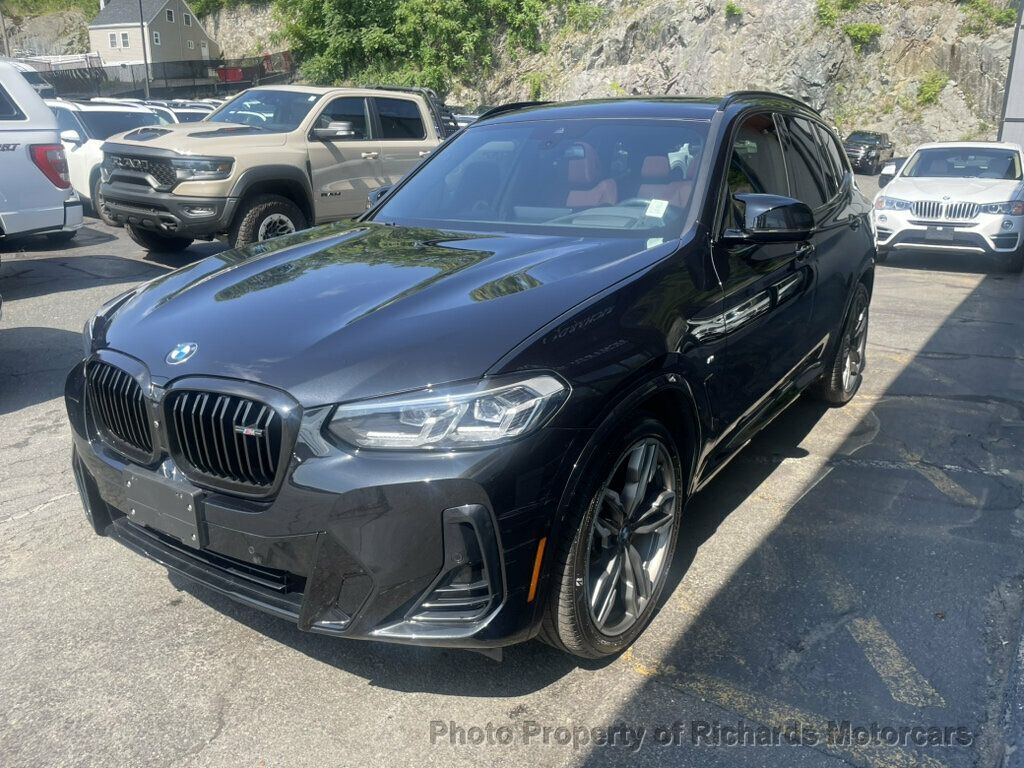 2022 BMW X3 M40i Sports Activity Vehicle - Black Sapphire Metallic exterior view 5