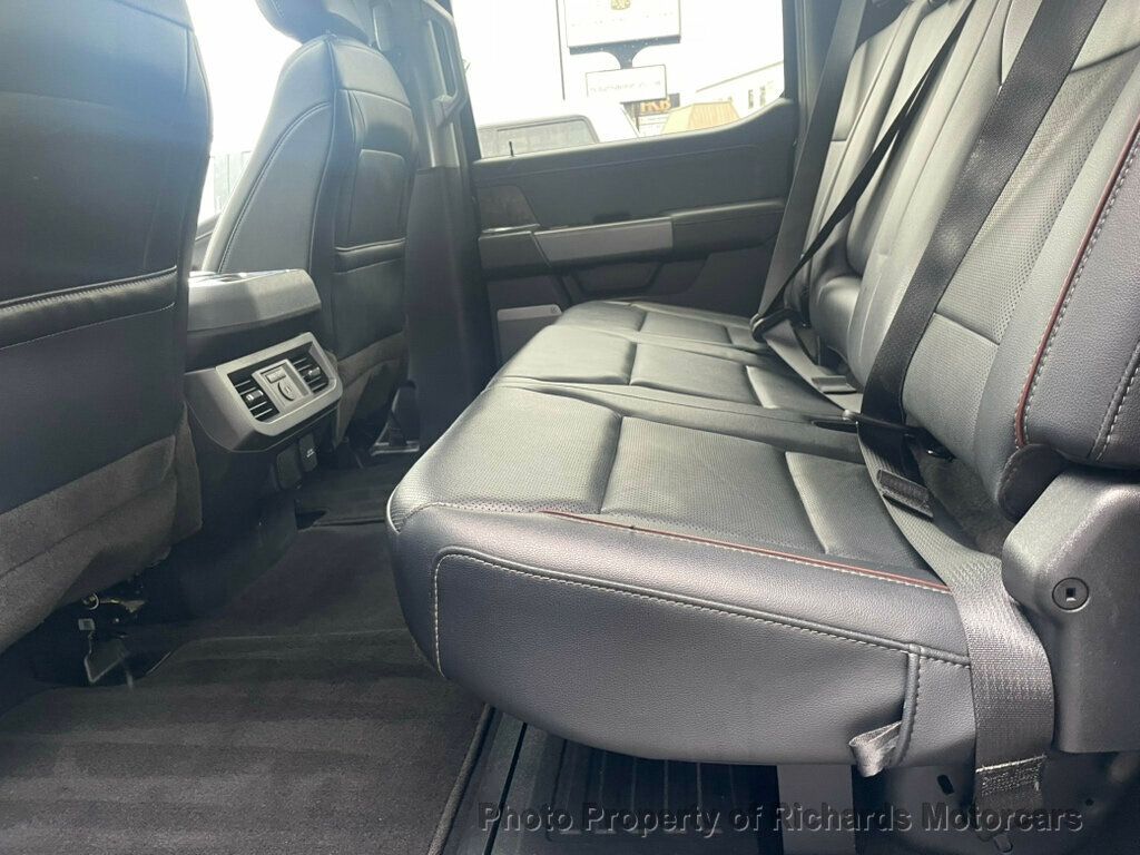 2023 Ford Super Duty F-250 SRW LARIAT 4WD Crew Cab 6.75' Box - Antimatter Blue Metallic exterior view 17
