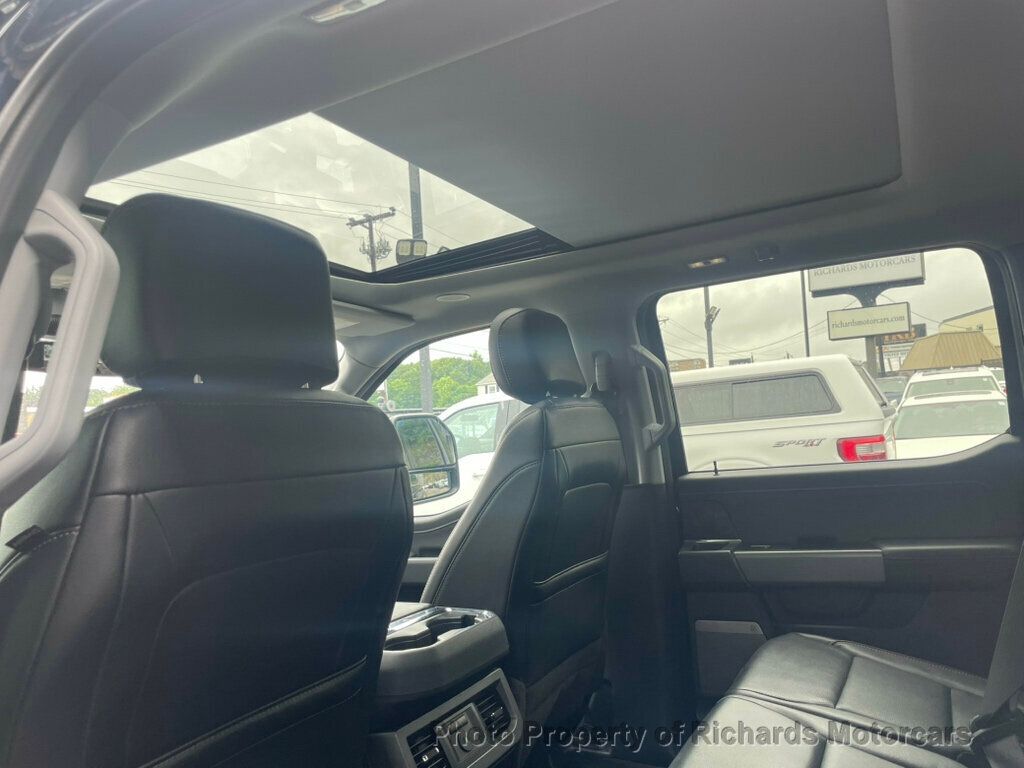 2023 Ford Super Duty F-250 SRW LARIAT 4WD Crew Cab 6.75' Box - Antimatter Blue Metallic exterior view 18