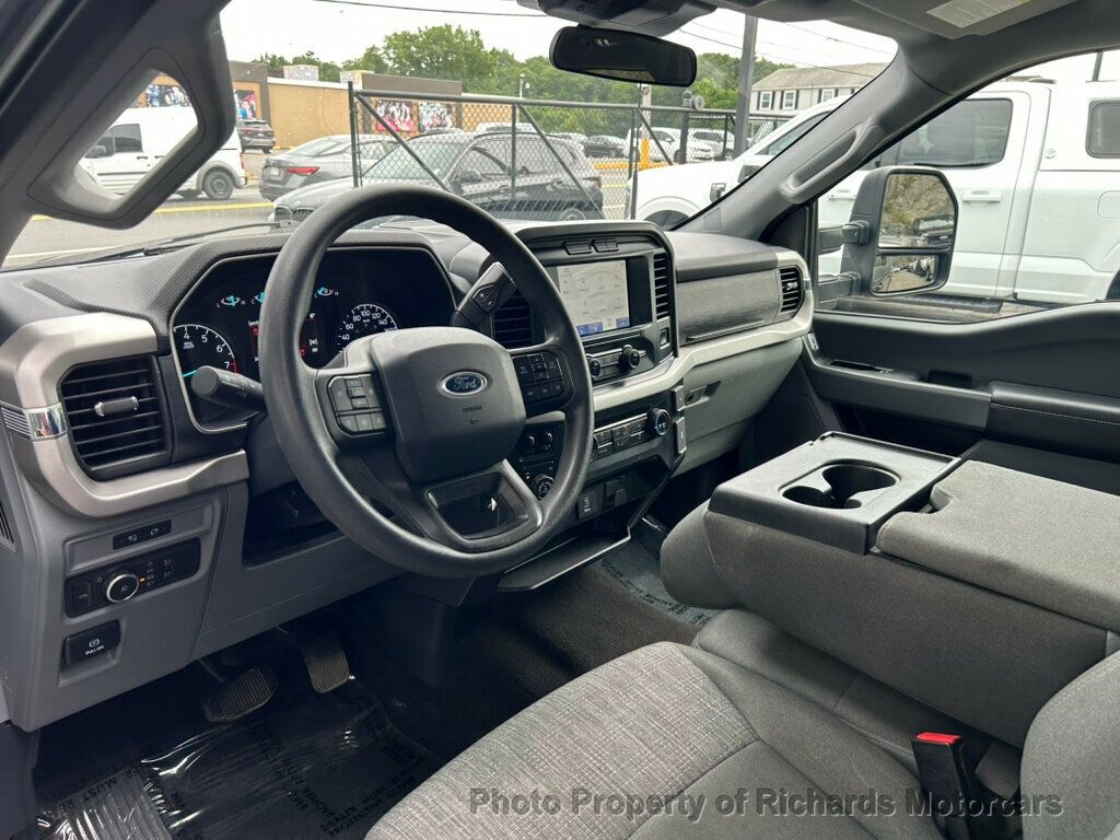 2022 Ford F-150 XLT 4WD SuperCrew 5.5' Box - Carbonized Gray Metallic exterior view 11