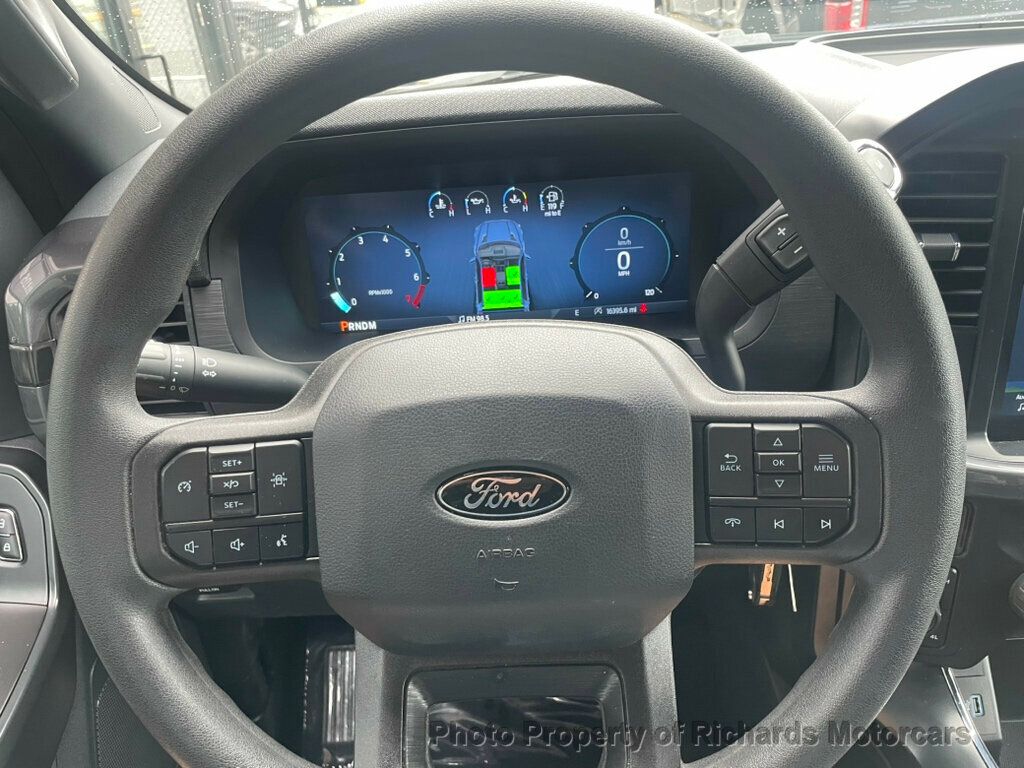 2024 Ford F-150 STX 4WD SuperCrew 5.5' Box - Agate Black Metallic exterior view 13