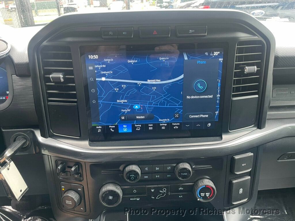 2024 Ford F-150 STX 4WD SuperCrew 5.5' Box - Agate Black Metallic exterior view 14
