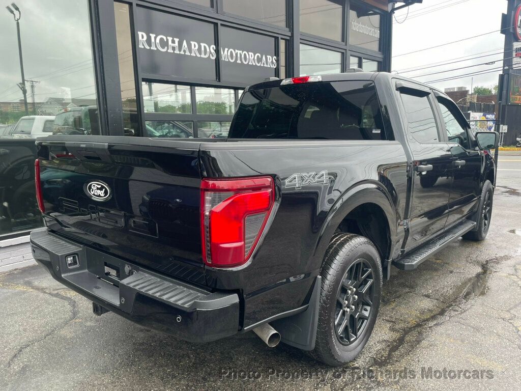 2024 Ford F-150 STX 4WD SuperCrew 5.5' Box - Agate Black Metallic exterior view 3