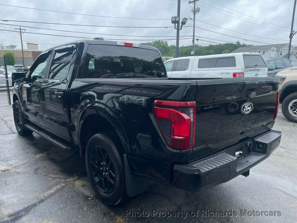 2024 Ford F-150 STX 4WD SuperCrew 5.5' Box - Agate Black Metallic exterior view 6