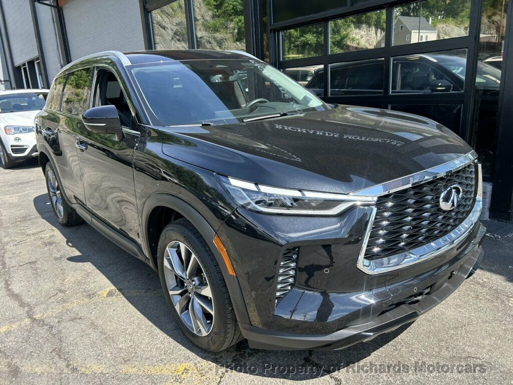2024 INFINITI QX60 LUXE AWD - Mineral Black exterior view 7
