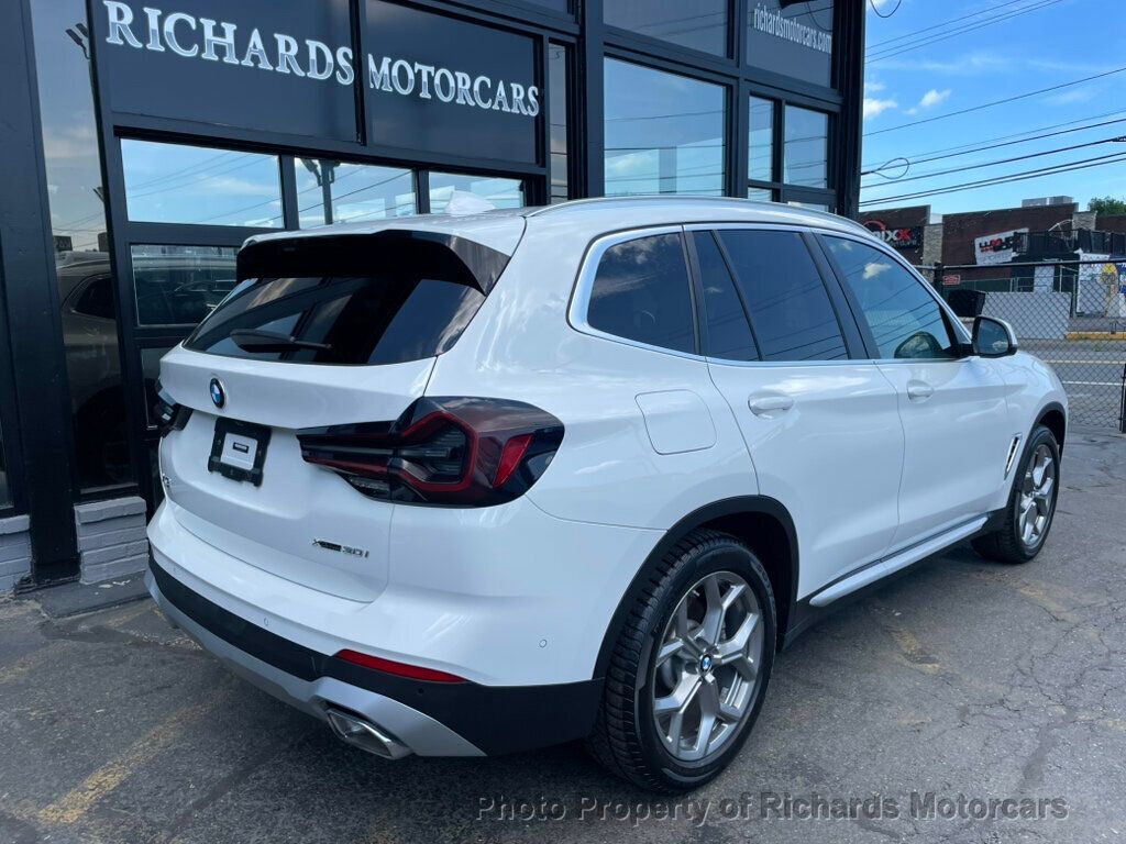 2023 BMW X3 xDrive30i Sports Activity Vehicle - Alpine White exterior view 3