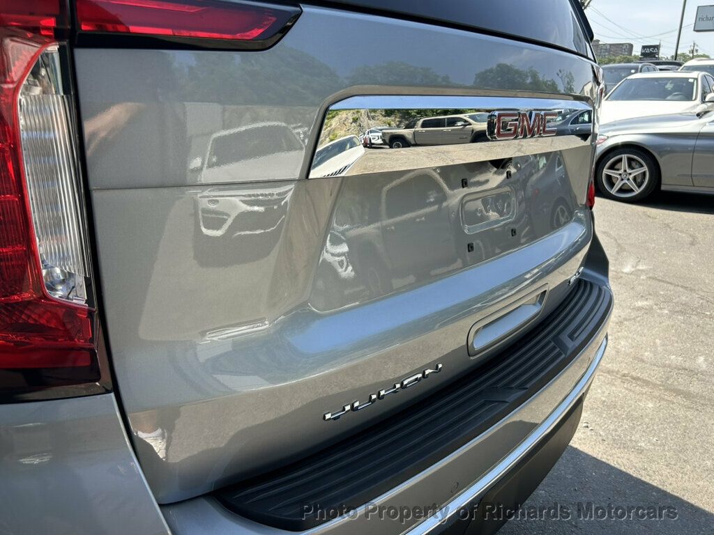 2024 GMC Yukon XL 4WD 4dr SLT - Sterling Metallic exterior view 11