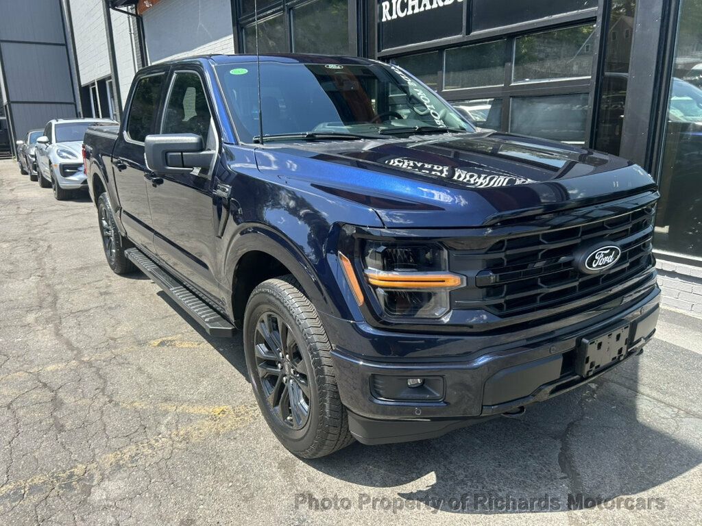 2024 Ford F-150 XLT 4WD SuperCrew 5.5' Box - Atlas Blue Metallic exterior view 7