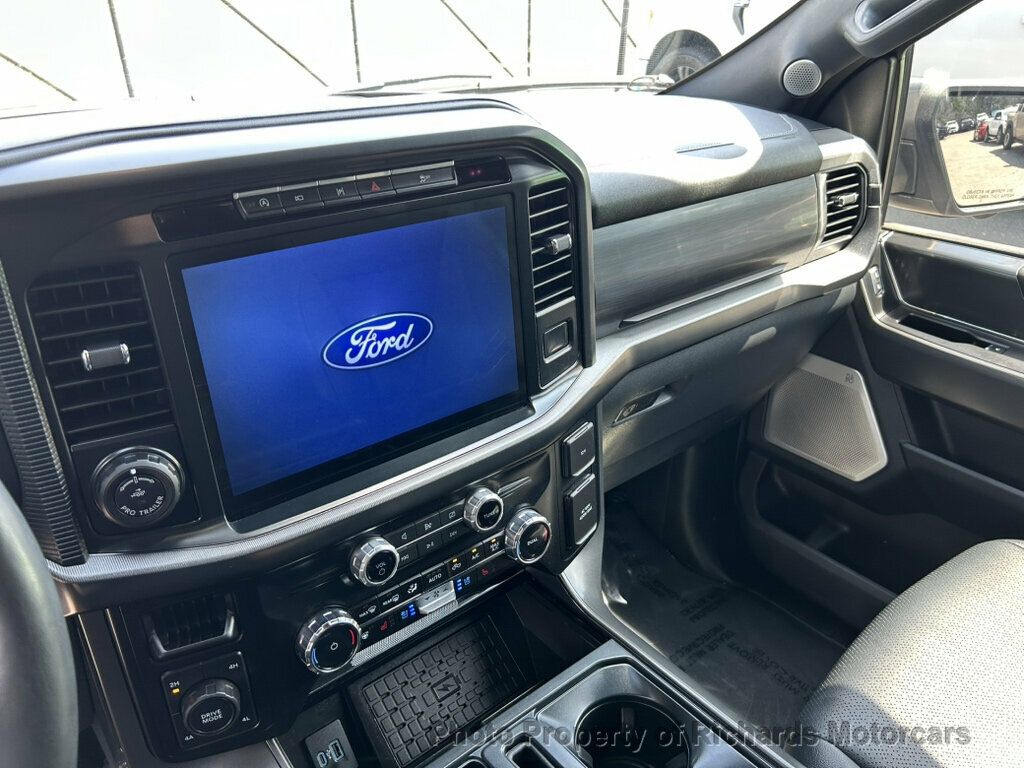 2024 Ford F-150 LARIAT 4WD SuperCrew 5.5' Box - Carbonized Gray Metallic exterior view 13