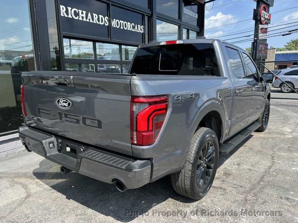 2024 Ford F-150 LARIAT 4WD SuperCrew 5.5' Box - Carbonized Gray Metallic exterior view 2