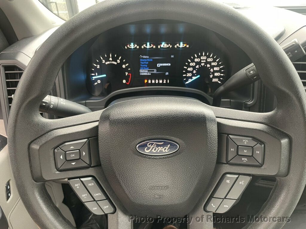 2018 Ford F-150 XL 4WD Reg Cab 6.5' Box - Shadow Black exterior view 10