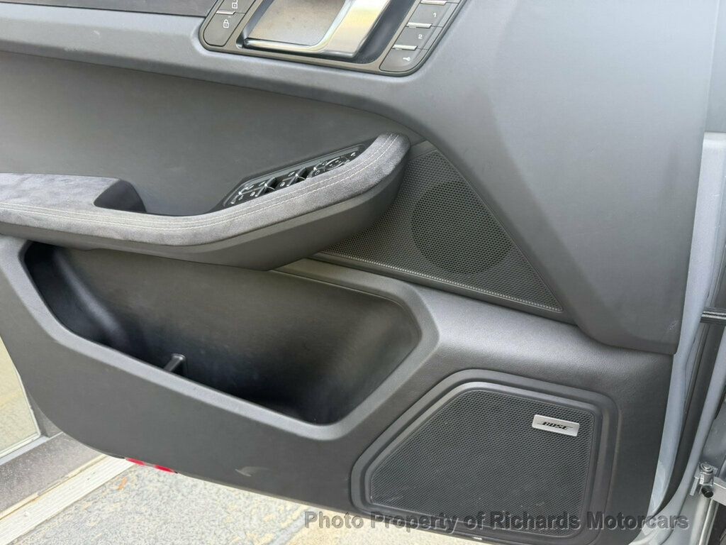 2021 Porsche Macan GTS AWD - Chalk exterior view 15