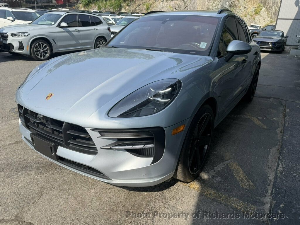 2021 Porsche Macan GTS AWD - Chalk exterior view 5