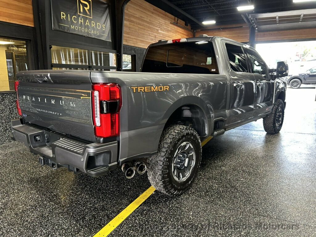 2023 Ford Super Duty F-350 SRW Platinum 4WD Crew Cab 6.75' Box - Azure Gray Metallic Tri-Coat exterior view 2