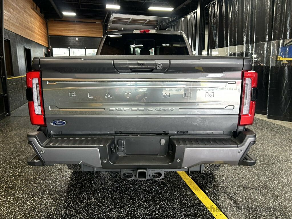 2023 Ford Super Duty F-350 SRW Platinum 4WD Crew Cab 6.75' Box - Azure Gray Metallic Tri-Coat exterior view 3