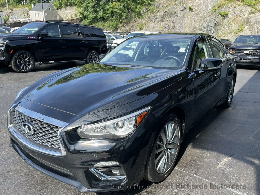 2024 INFINITI Q50 LUXE AWD - Black Obsidian exterior view 4