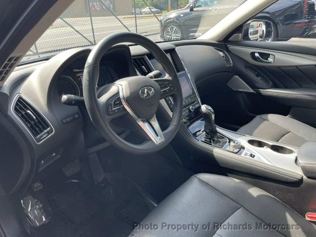 2024 INFINITI Q50 LUXE AWD - Black Obsidian exterior view 9