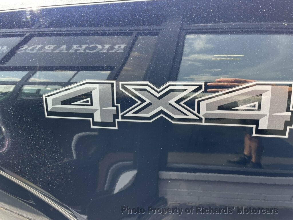 2024 Ford F-150 XLT 4WD SuperCrew 5.5' Box - Antimatter Blue Metallic exterior view 9