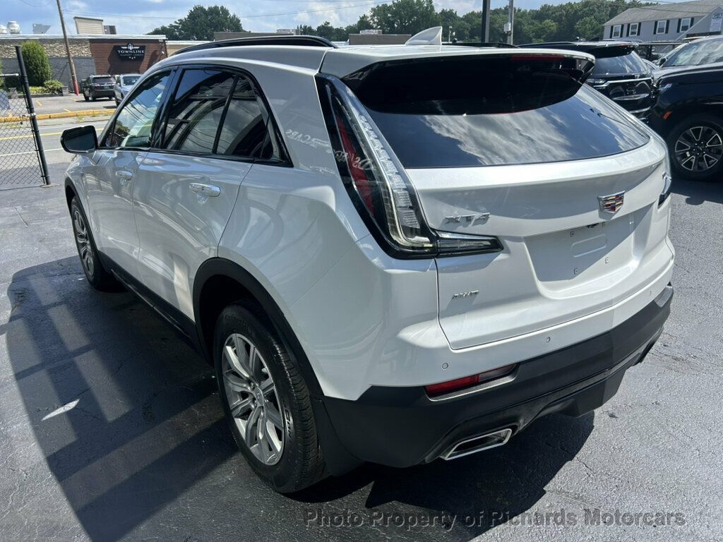 2022 Cadillac XT4 AWD 4dr Sport - Crystal White Tricoat exterior view 4