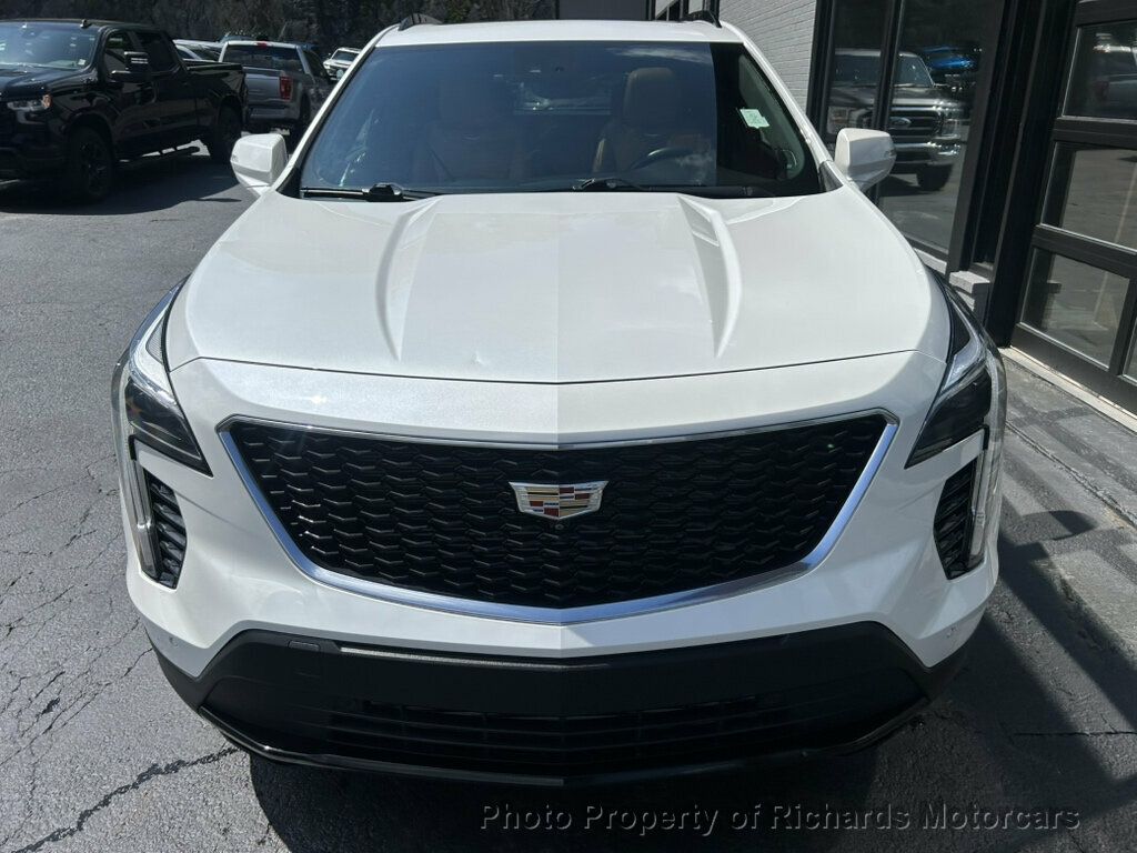 2022 Cadillac XT4 AWD 4dr Sport - Crystal White Tricoat exterior view 6