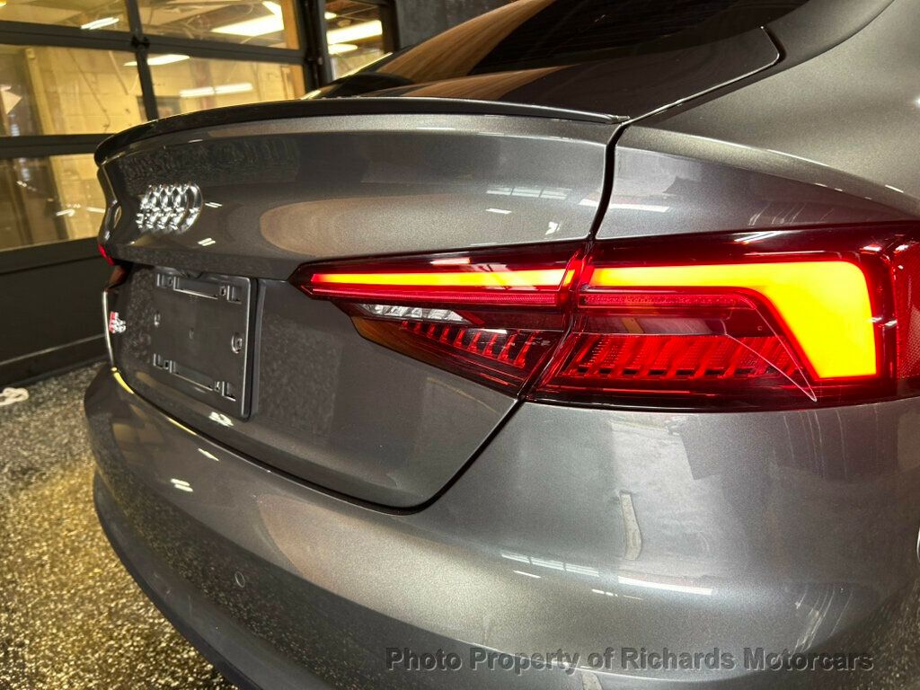 2019 Audi S5 Sportback Prestige 3.0 TFSI quattro - Florett Silver Metallic exterior view 11