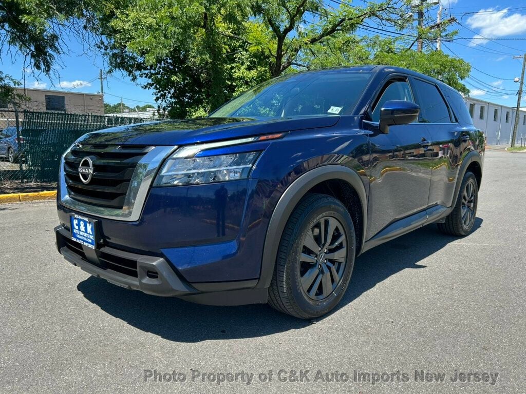 2022 Nissan Pathfinder S 4WD