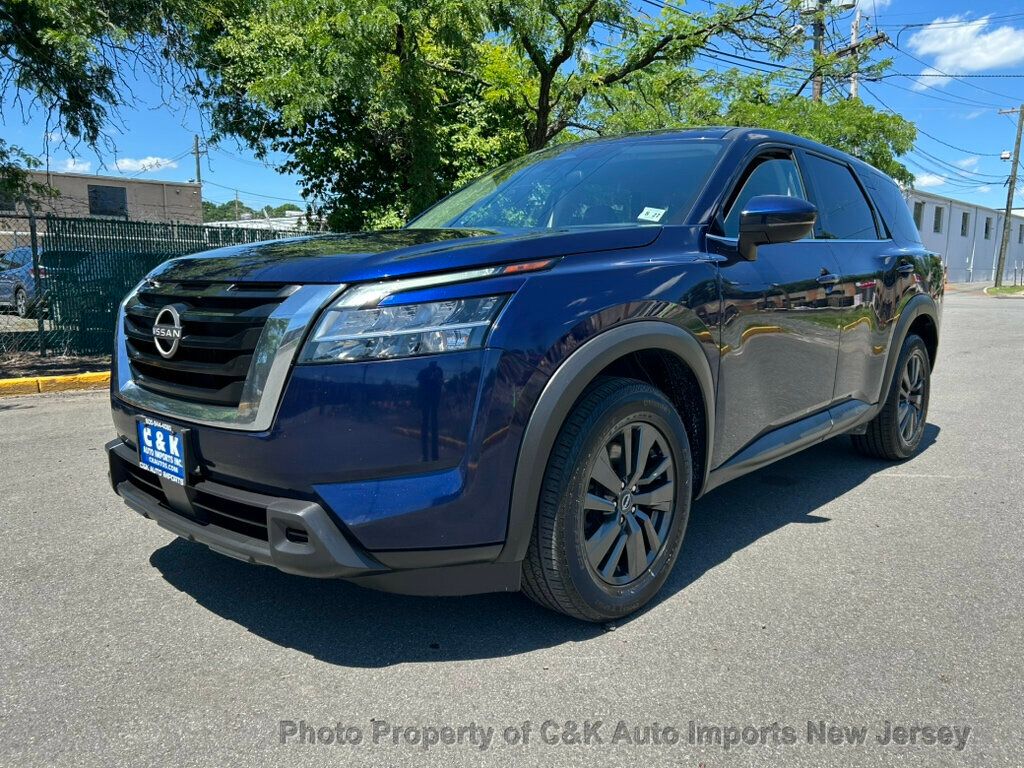 Deep Ocean Blue Pearl 2022 Nissan Pathfinder S 4WD SUV / Crossover All-Wheel Drive 9-Speed Automatic