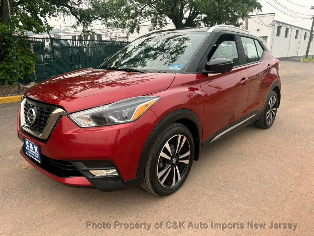  2018 Nissan Kicks SR FWD   