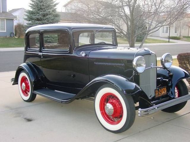 1932 Ford Victoria 