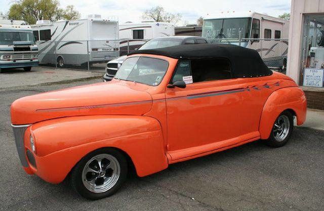 1941 Ford Deluxe 