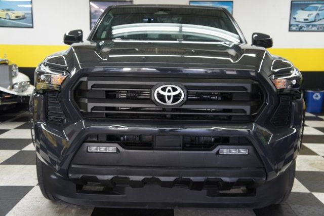 2025 Toyota Tacoma 4WD 1-Owner, 4x4 Ultra Low Mileage, Mint Shape!