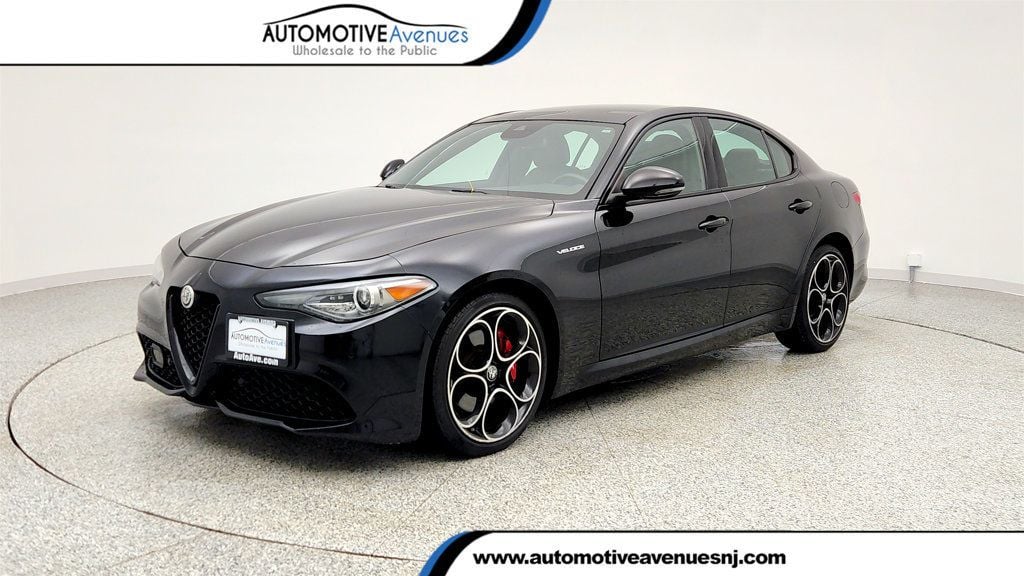 2022 Alfa Romeo Giulia Veloce AWD
