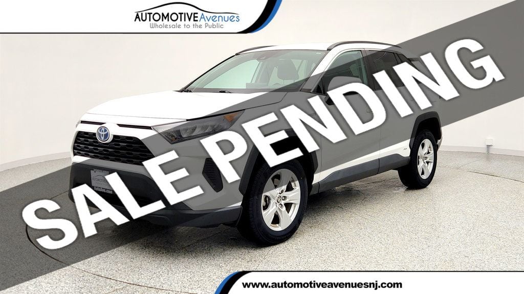 Toyota RAV4 Hybrid LE AWD