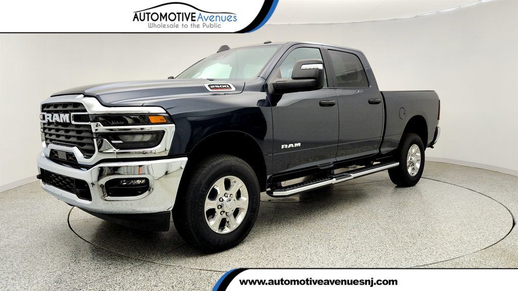 2026 RAM 2500 Big Horn Crew Cab 4WD